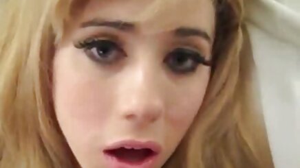 Genç visits ona ile ona yeni erkek arkadaş soyunma kabini gizli kamera porno